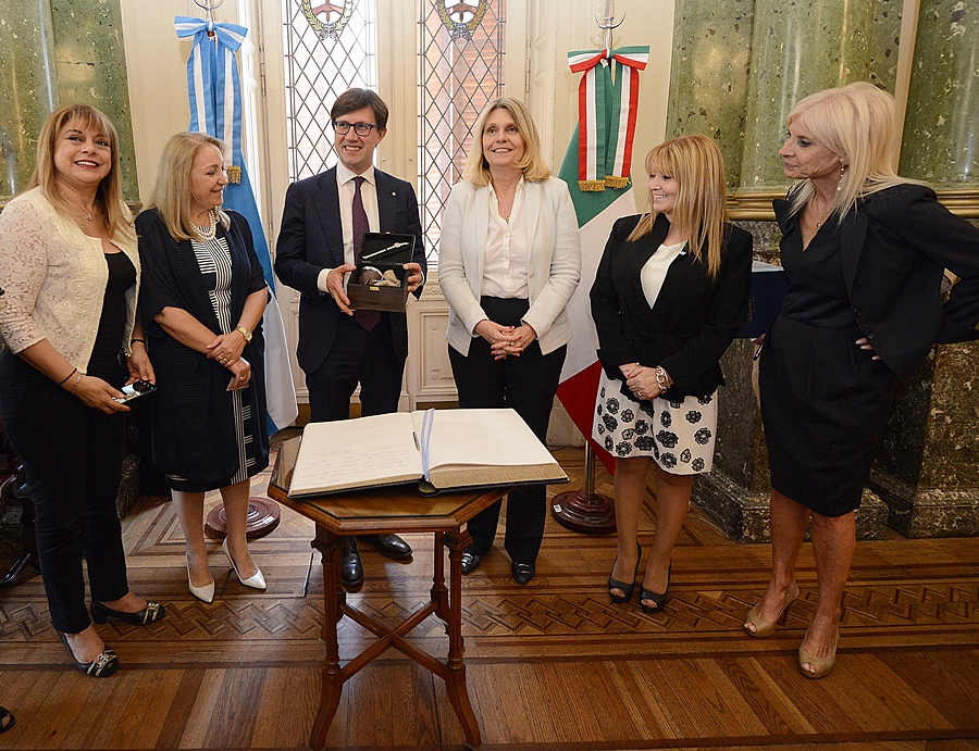 Visita del Alcalde de Florencia (Italia), Darío Nardella, a la HCDN