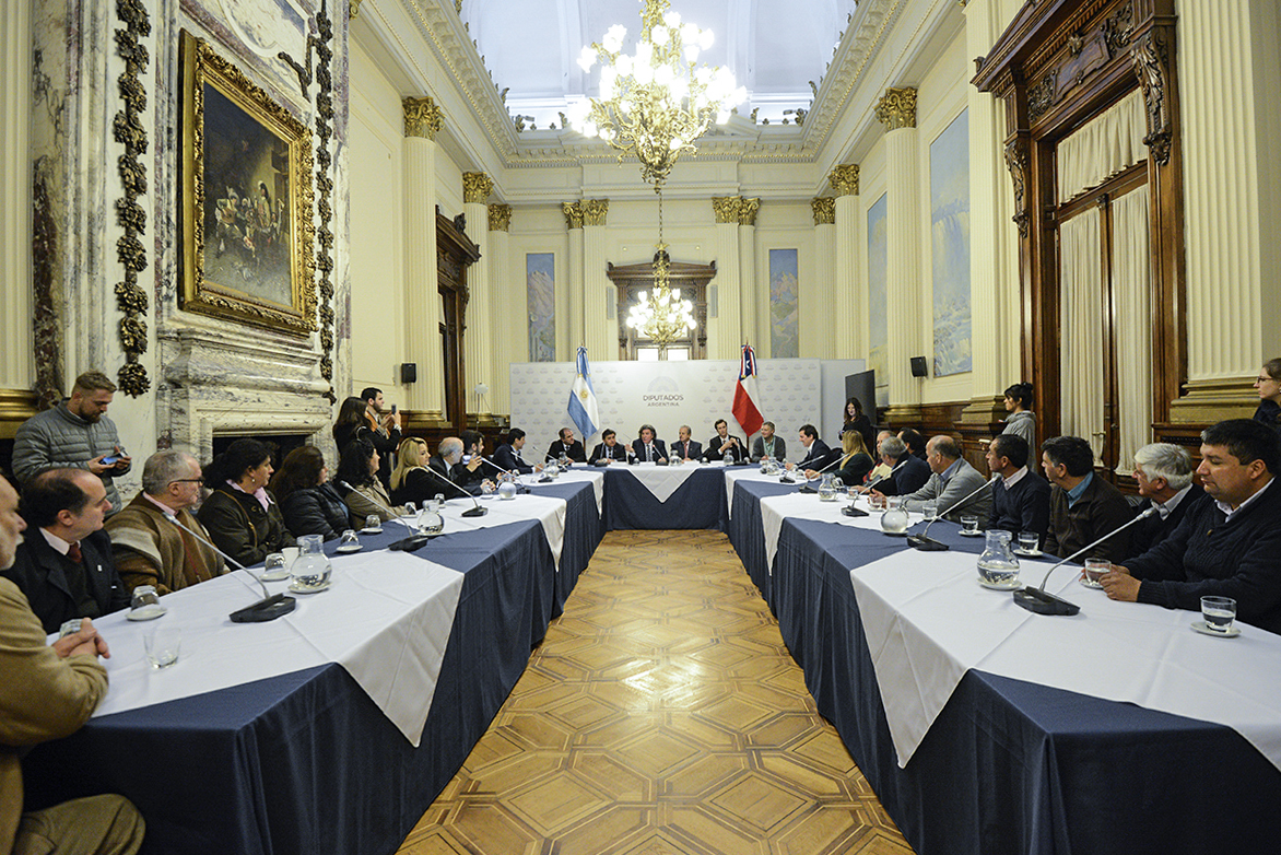Reuniones con representantes del agro chileno en la Cámara de Diputados