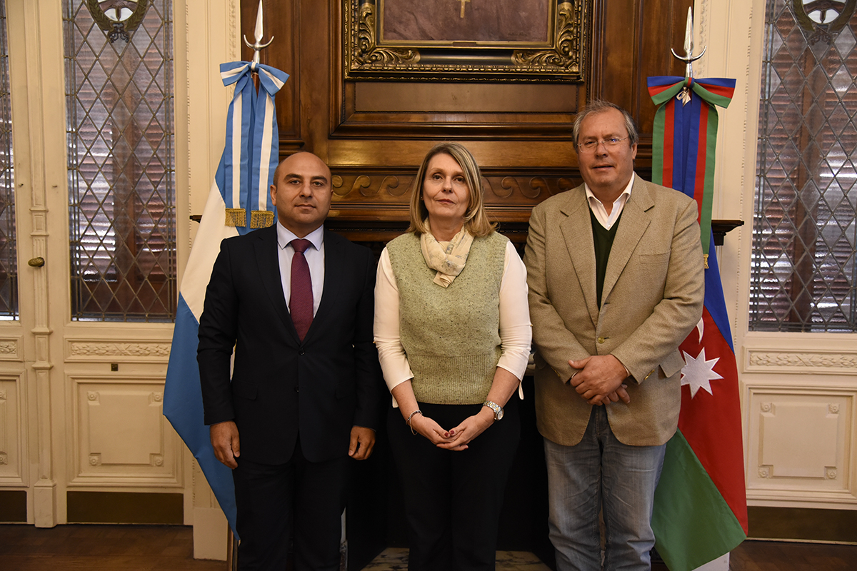 Se recibió al Embajador de Azerbaiyán en nuestro país en la H. Cámara de Diputados