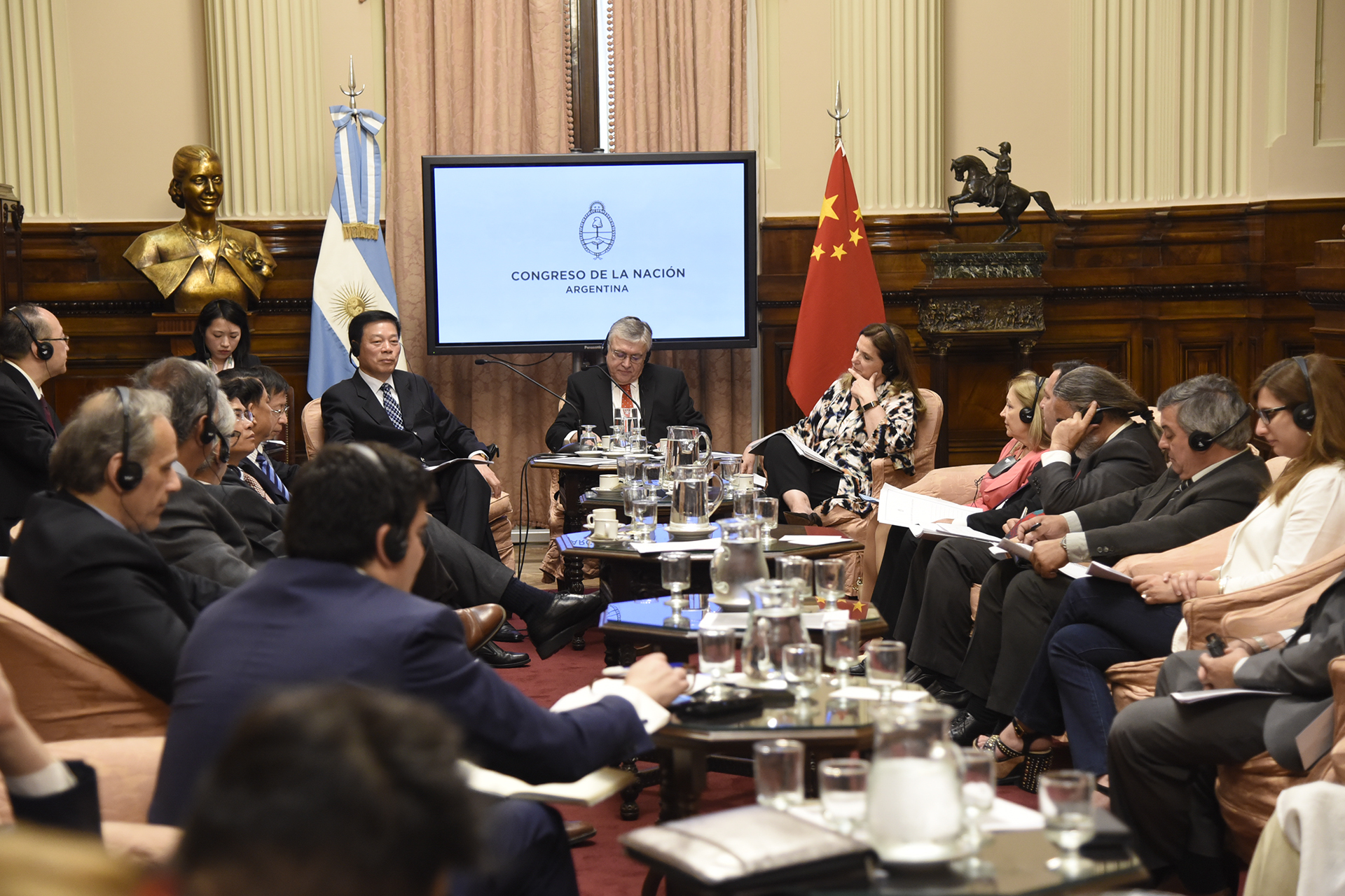 El H. Congreso de la Nación reafirmó el diálogo político con China