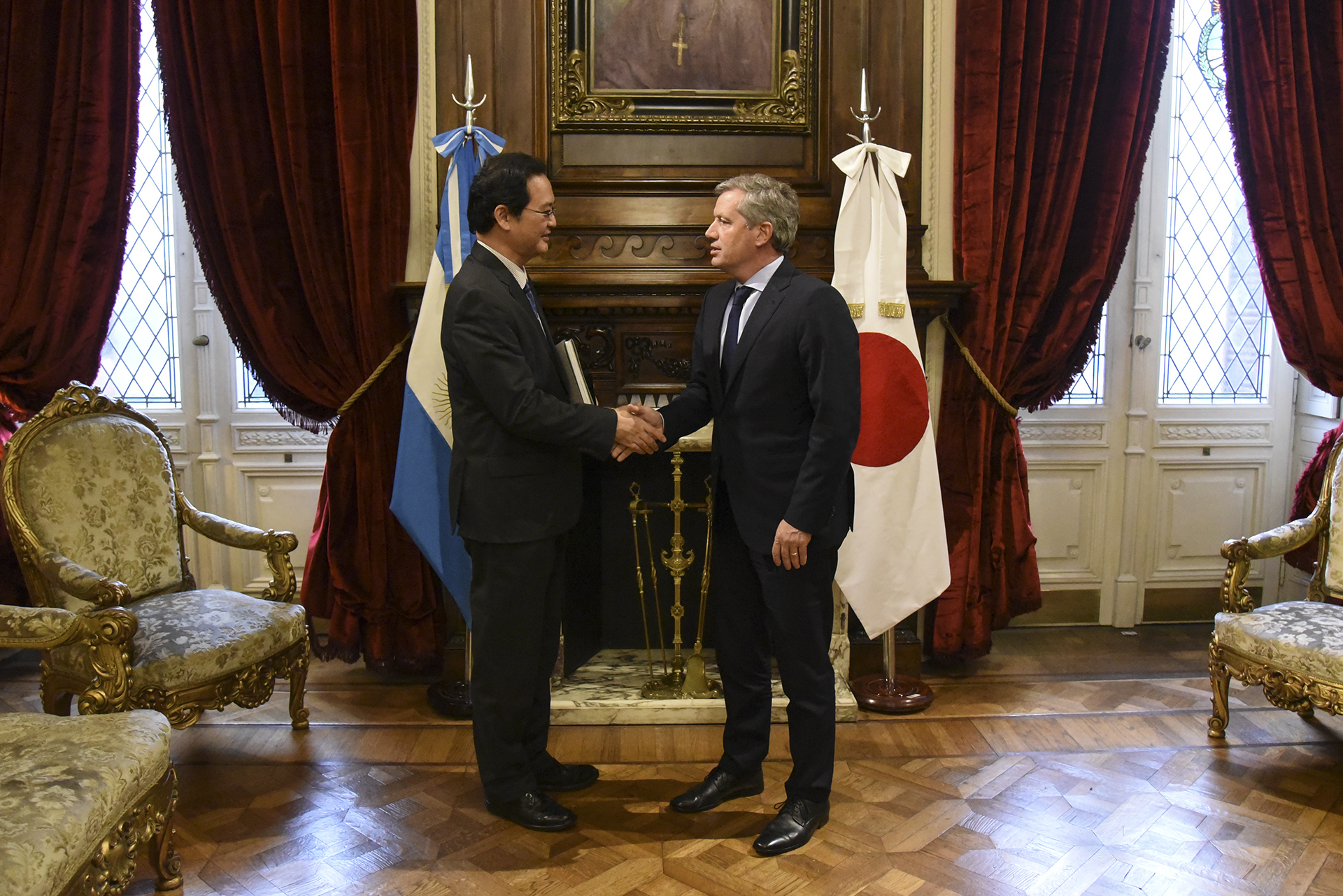 Emilio Monzó recibió al Embajador del Estado del Japón