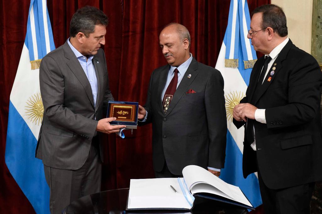 El presidente de la Cámara de Diputados recibió al titular de Rotary Internacional, Shekhar Mheta