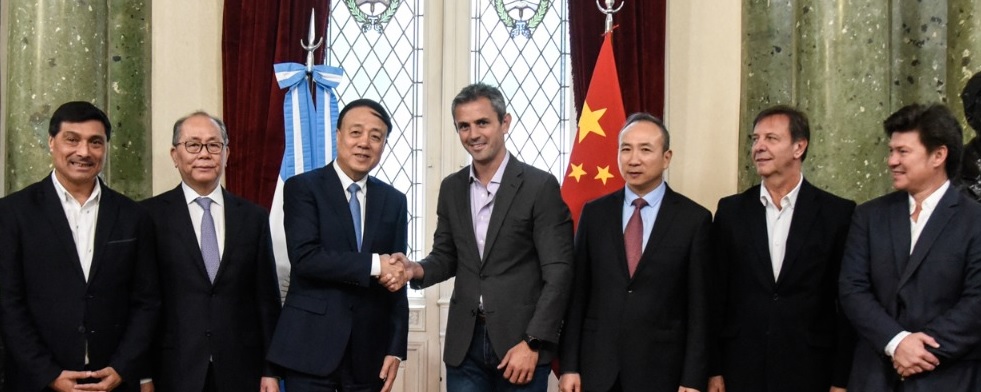 Martín Menem recibió al vicepresidente de la Asamblea Popular China Wu Weihua para afianzar los lazos diplomáticos