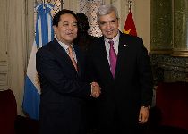 El Presidente de la HCDN recibió al Embajador chino en nuestro país