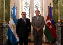 Visita de un funcionario de Azerbaiyán a la Honorable Cámara de Diputados