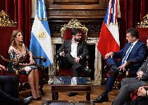 El nuevo presidente de Chile fue recibido en el Congreso